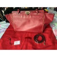 ราคา Valentino rockstud burgundy (2273511676)