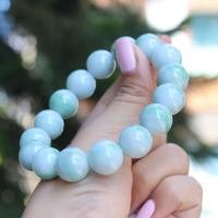 ราคา สร้อยข้อมือหยกขาวอมม่วงติดเขียว ขนาดเม็ดหยก 13.5 mm (57709874943)