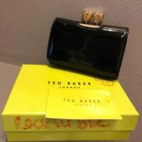 ราคา กระเป๋าสตางค์ ted baker ของแท้ สภาพดี (1713727897)
