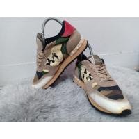 ราคา รองเท้ามือสอง valentino ไซส์ 38.5(24.5) (20243273405)