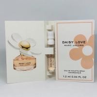ราคา Marc Jacobs Daisy Love EDT 1.2ml (น้ำหอมไวออล) (11296189641)
