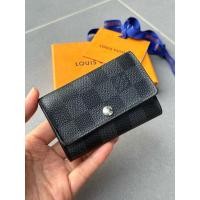ราคา Lv Key holder มือสองของแท้ค่ะ (รบกวนทั่กแชทก่อนสั่งค่ะ) (28462950581)