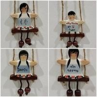 ราคา ตุ๊กตาแขวนหน้าห้อง ป้ายแขวน กระเบื้องเคลือบ ลายการ์ตูน น่ารัก ๆ งาน Hand made สินค้าลดราคา เคลียร์สต๊อก (27028864116)