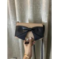 ราคา used katespade crossbody สภาพใช้งาน ไม่มีอุปกรณ์ (12594180185)