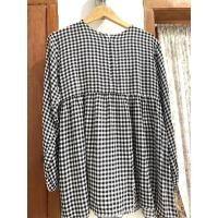 ราคา PRELOVED SAMARA LABEL LOLLY BLOUSE / PRELOVED / ผ้าขาย / เสื้อผ้าผู้หญิง / เสื้อสตรี / เสื้อสตรี / GIRLS BLOUSE / สั่งซื้อล่วงหน้า (19980785168)