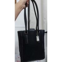 ราคา Coach มือ2 ของแท้ขนาด 10.5 x 8 x 3.1 นิ้ว (19237035265)