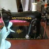 ราคา จักรเย็บผ้า TOYOTA งานญี่ปุ่น มือสอง (6938457189)