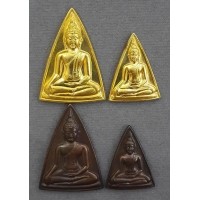 ราคา เหรียญสมเด็จนางพญาคุณากร หลัง ญสส. ชุดทองคำ ใหญ่-เล็ก พิธีใหญ่ สภาพสวยมากๆพร้อมกล่องเดิมๆ หายากครับ (000761)