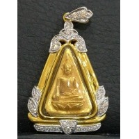 ราคา เหรียญพระสมเด็จนางพญา จิตรลดา สก. เนื้อทองคำ พิมพ์กลาง ปี2535 กรอบทองฝังเพชรแท้ พิธีใหญ่ สวยมาก (000720)