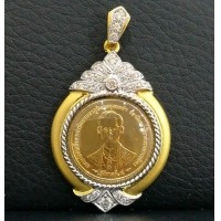 ราคา เหรียญกษาปณ์ที่ระลึกทรงครองราชย์ครบ 50 ปี พ.ศ.2539 เนื้อทองคำ พิมพ์เล็ก กรอบทองคำฝังเพชรแท้ (000950)
