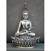 ราคา พระกริ่งพุทธประทานยศบารมี เนื้อเงิน พิมพ์ใหญ่ มาพร้อมกล่องและใบเซอร์ครบชุบ ฐาน คม ชัด สภาพสวยหายาก (000699)